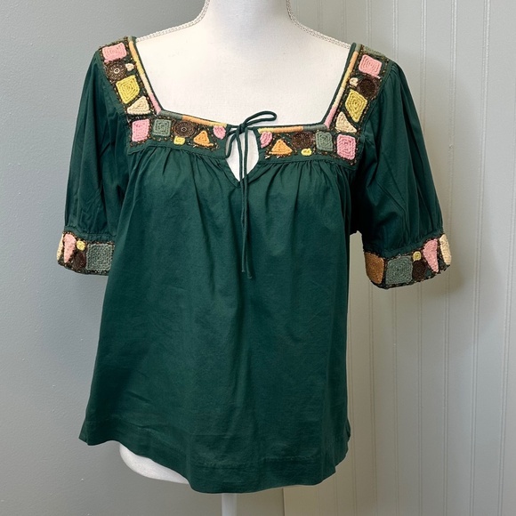 Old Navy teal embroidered  crochet neck puffed sleeves line size Small - Picture 1 of 8